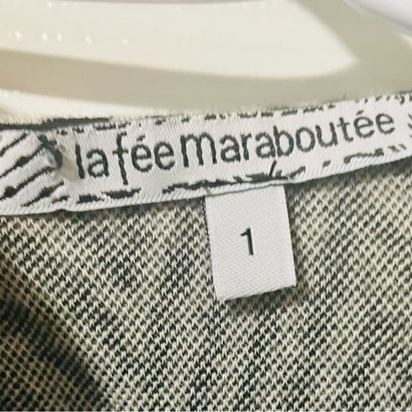 La Fée Maraboutée Black Dress with Black and White Print in the Middle. Size 1 - Picture 9 of 11